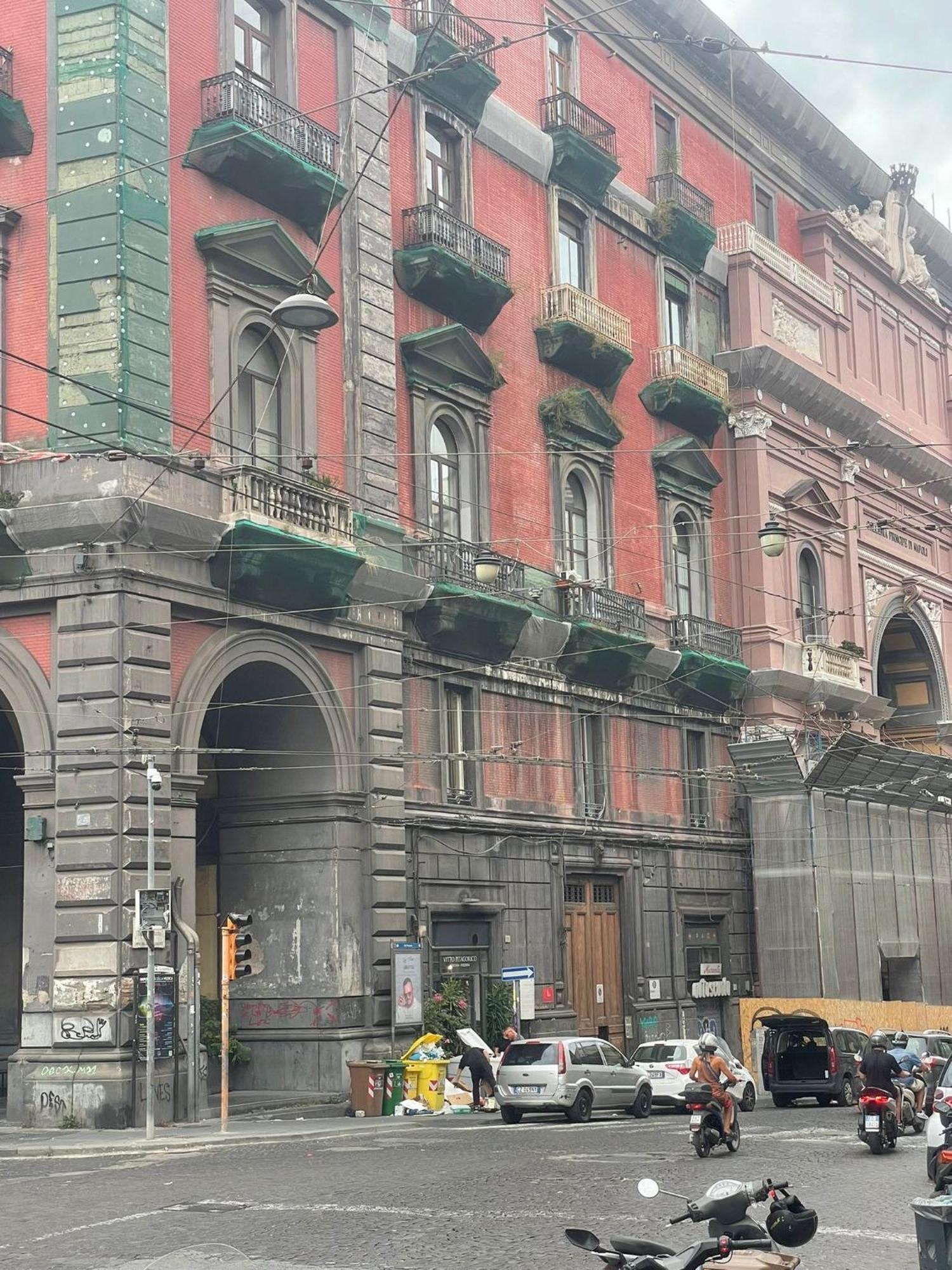Maison Museo Неаполь Экстерьер фото